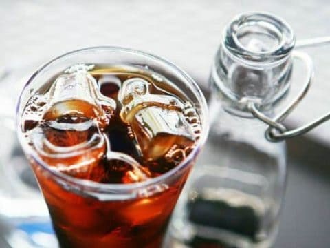 https://www.usalovelist.com/wp-content/uploads/2015/09/cold-brew-coffee-recipe-480x360.jpg