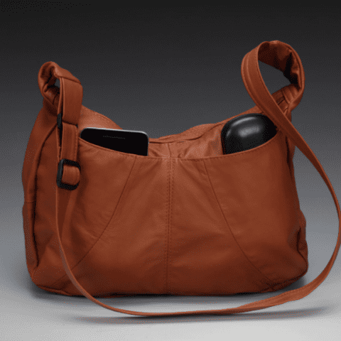 Merci Marie brown leather hobo purse  Brown leather hobo, Brown leather bag,  Leather hobo