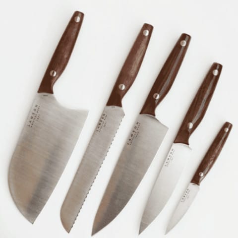 How are kitchen knives manufactured?